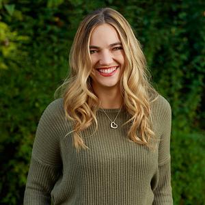 Rebecca Carlyle